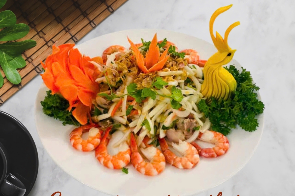 Gỏi Ngó Sen Tôm Thịt - Bánh Phồng